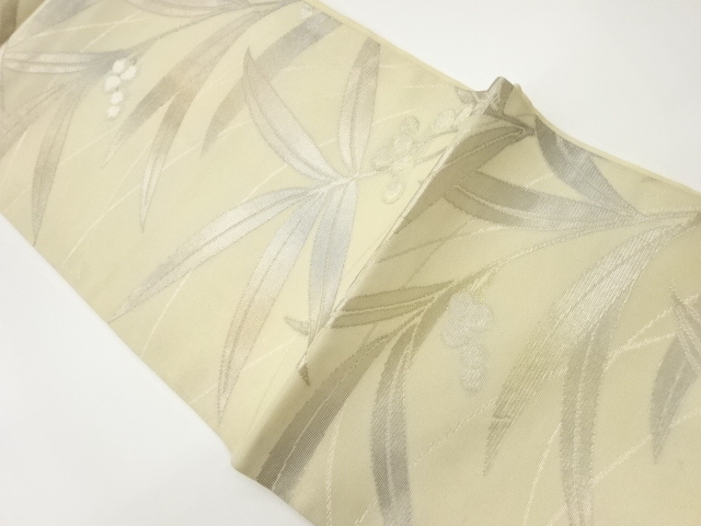 紗 南天模様織出し開き名古屋帯（額縁仕立て）